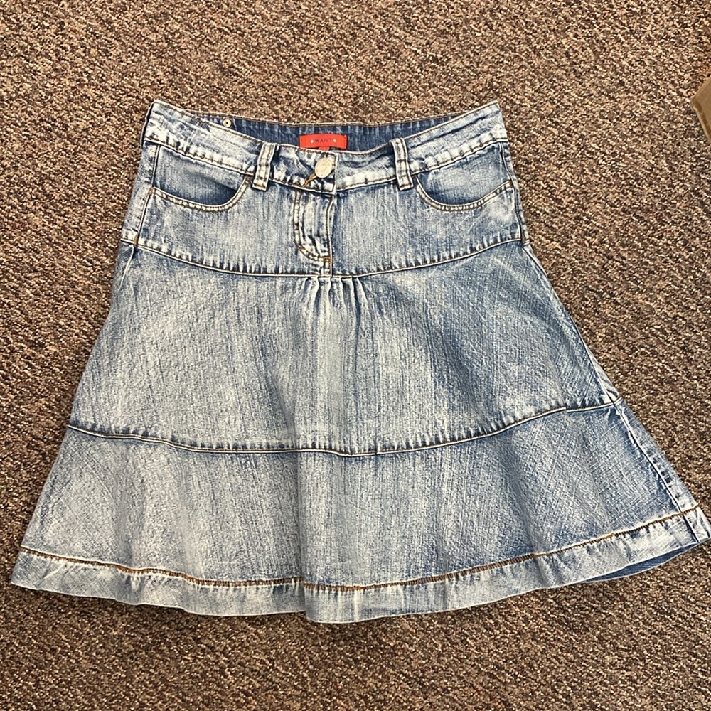 Vintage Rare WANT Denim Skirt size 8 Cotton Metal Zipper and button 3 tier